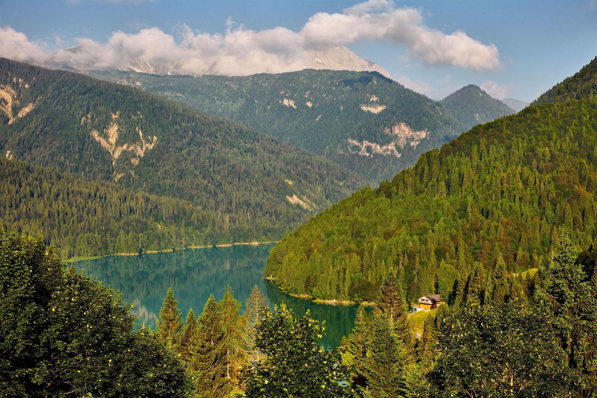 Maanja Lake Front Suite Lateis Экстерьер фото