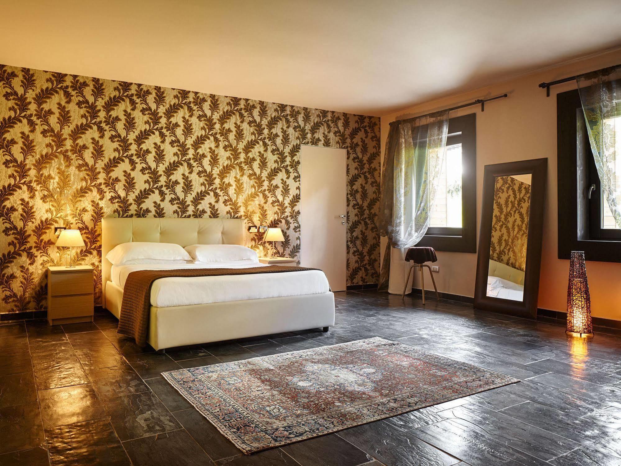 Maanja Lake Front Suite Lateis Экстерьер фото