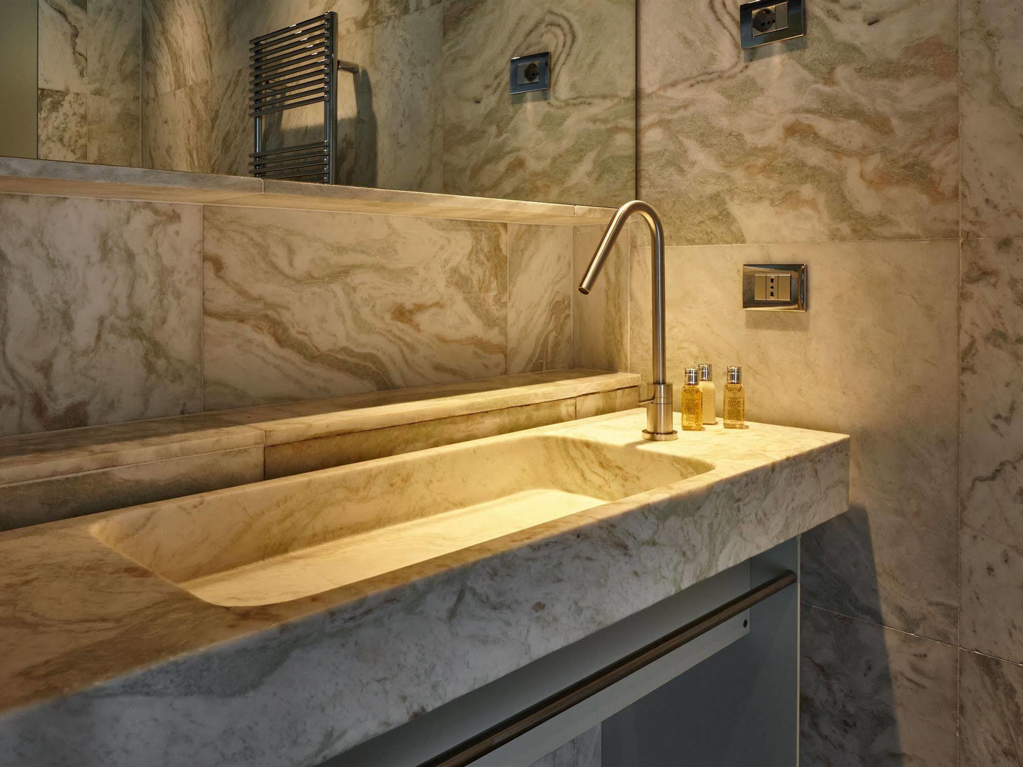 Maanja Lake Front Suite Lateis Экстерьер фото